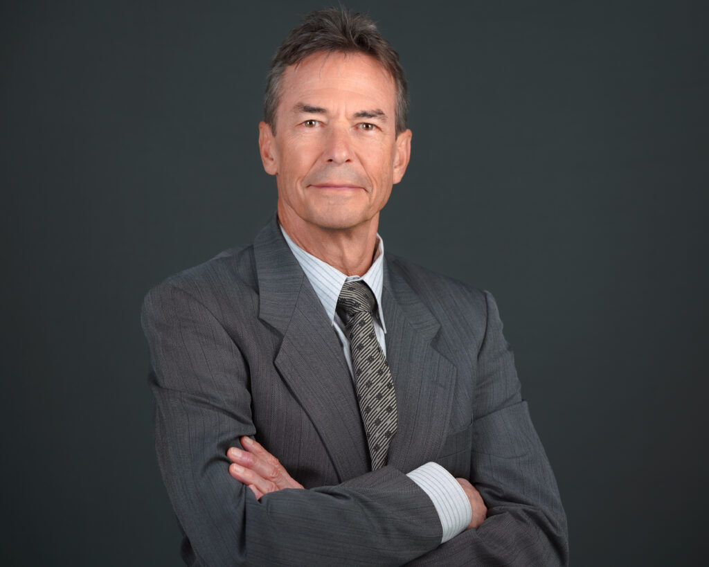 Dr. Barry Gustin Dr. Barry Gustin